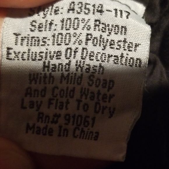 Johnny was dress - Picture 6 of 13